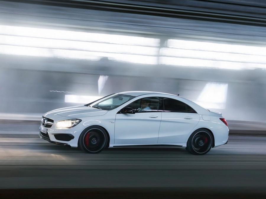  Mercedes-Benz CLA45 AMG 2014 года  (фото 25 из 110)